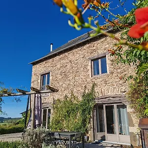 La Source Du Bonheur Et Table D'hotes Couette-café Rieupeyroux (Aveyron)